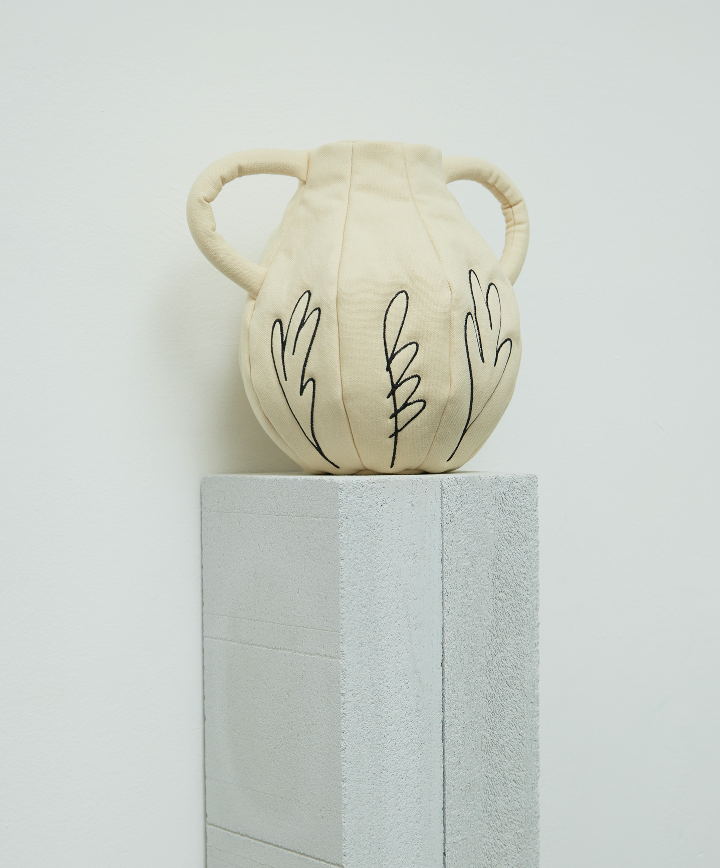 Soft Vase #3 Ellia Gallery / junotfineproperties