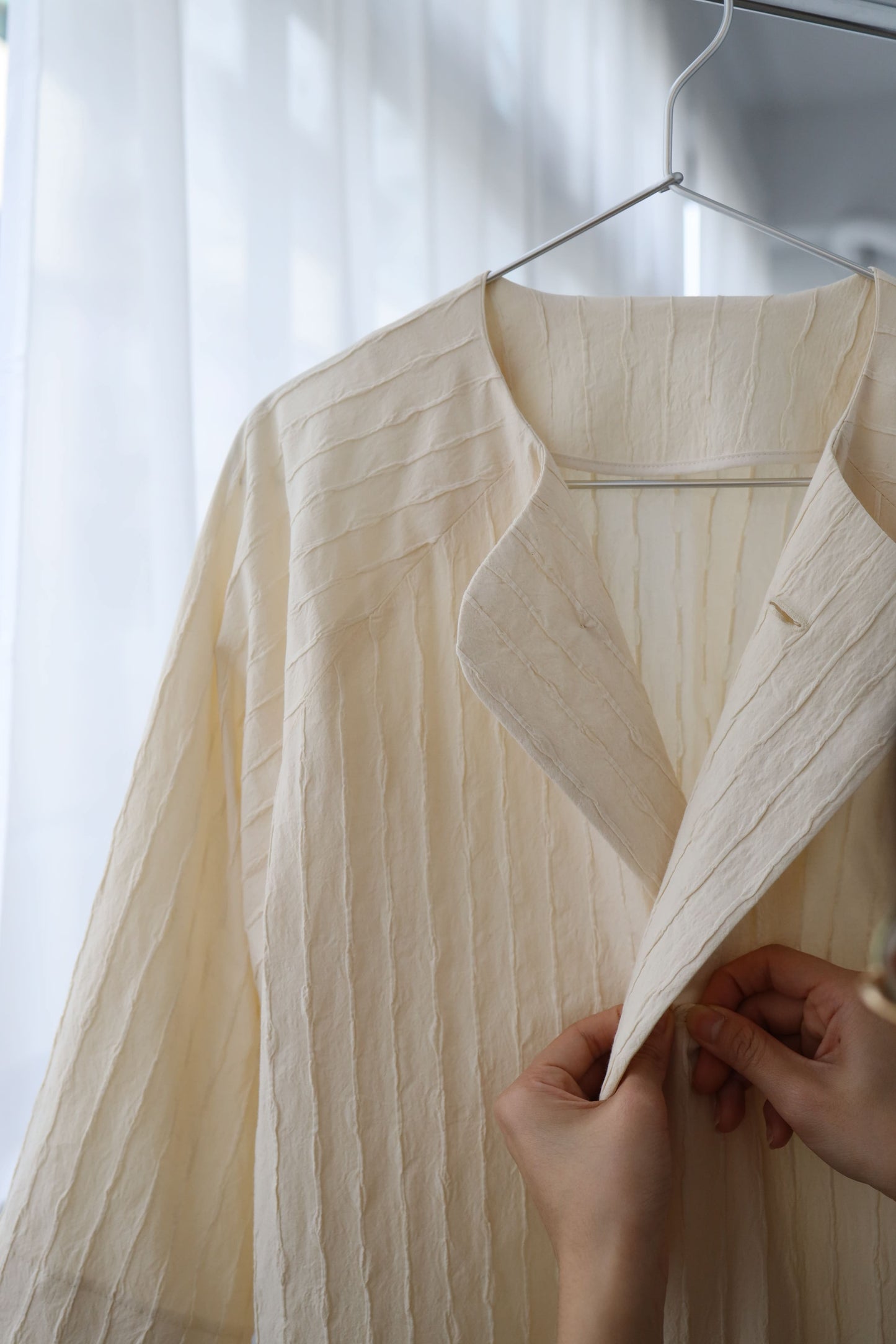 Cotton pleated cocoon jacket 稿紙皺褶大衣