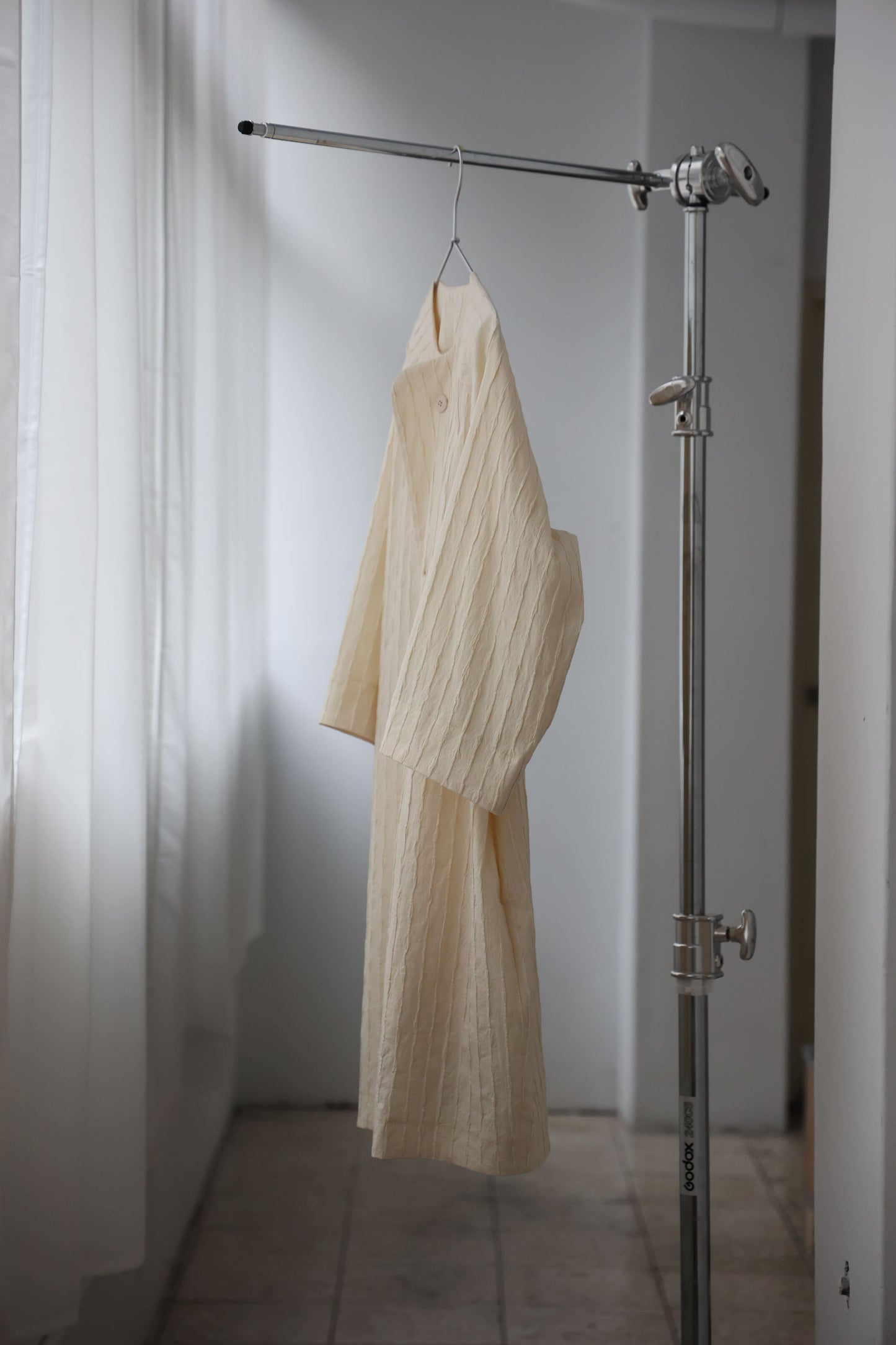 Cotton pleated cocoon jacket 稿紙皺褶大衣