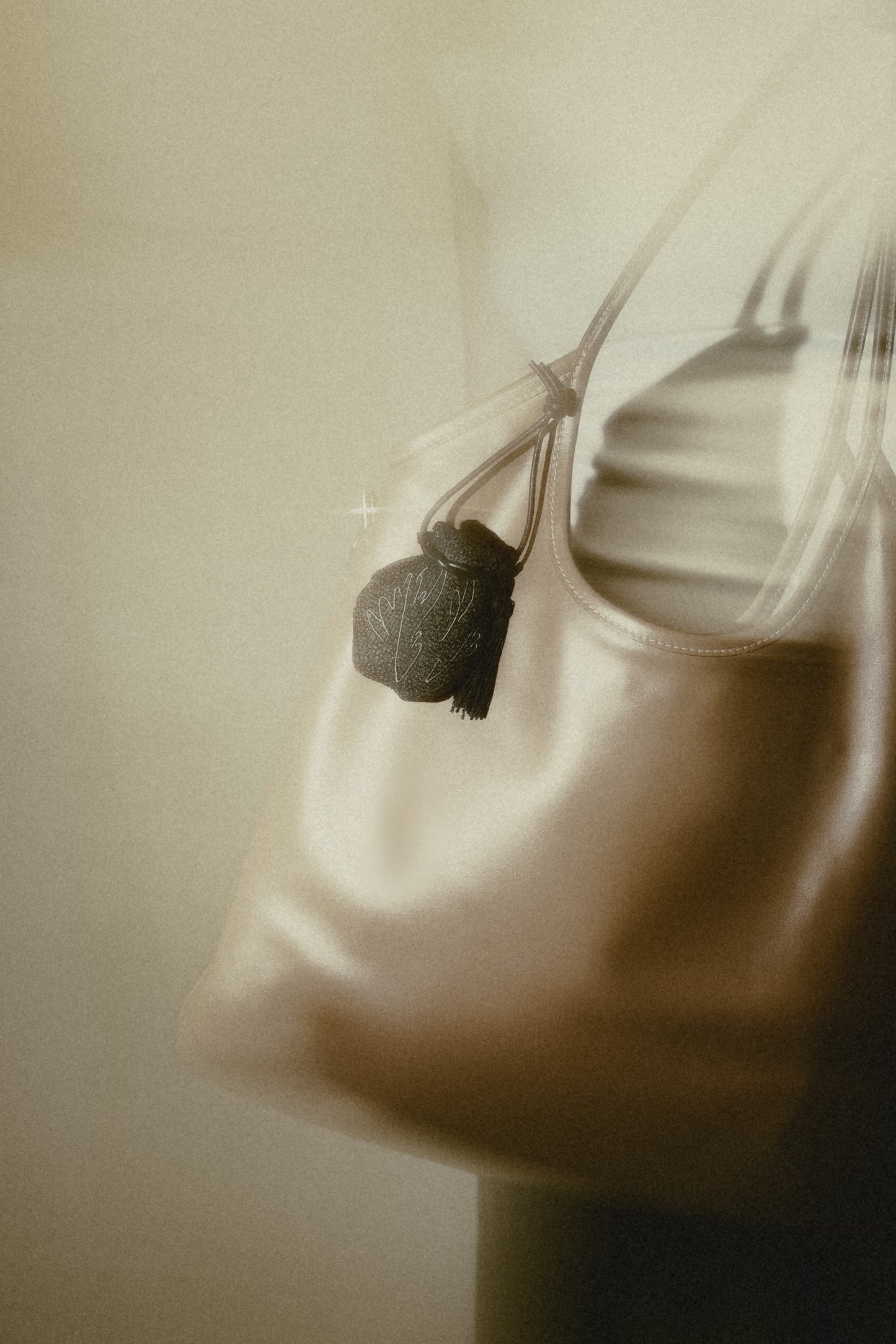 Amulet of Scent  氣味的護身符