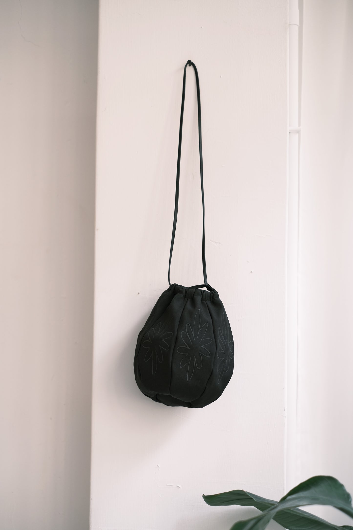 Balloon Bag - Black