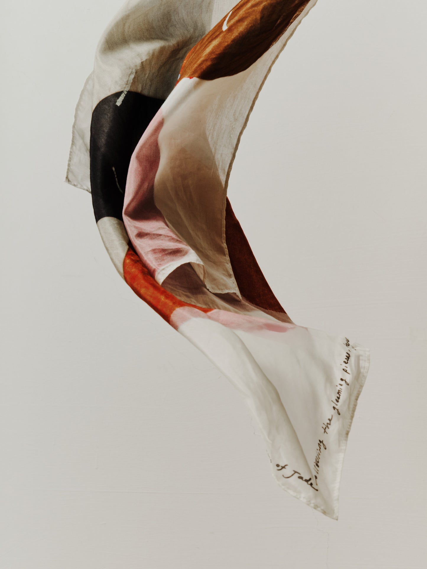 Patchwork Dialogue: Flower 花卉絲巾