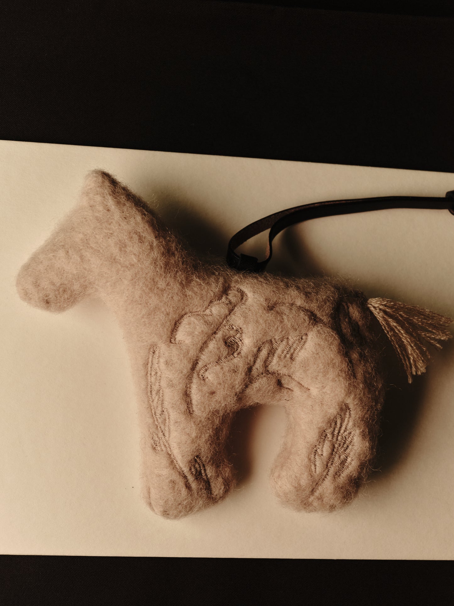 Beasts of Fortune 2026 The Black and Cream Horse 刺繡小馬